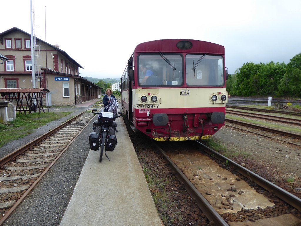 P1040691.JPG - Het station van Vrchlabí.