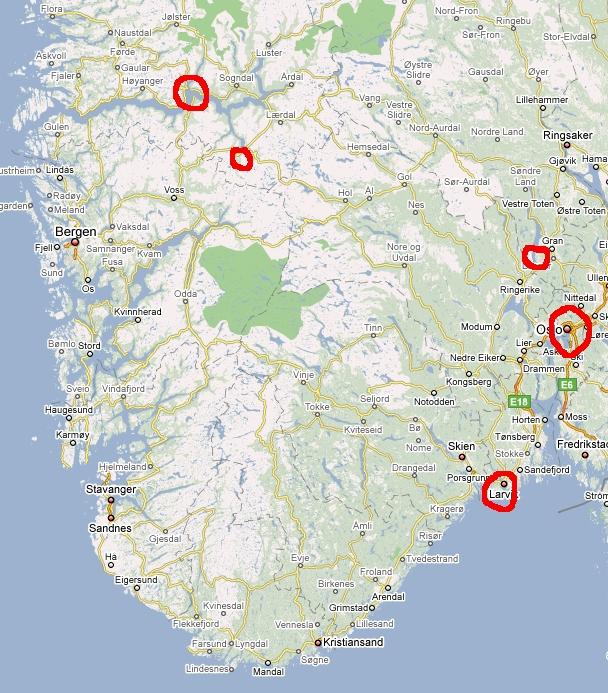 5393_Kaartje.jpg - Dit kaartje komt een paar keeer terug. Begonnen in Larvik, toen vier dagen Oslo, toen links-boven (Flâm en Balestrand) en tenslotte nog een nachtje vlak boven Oslo.