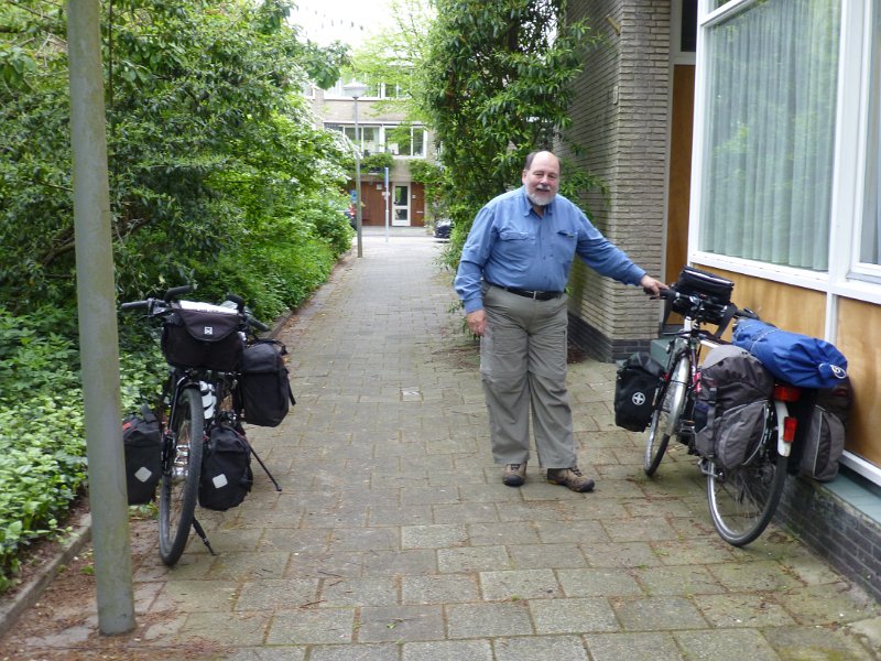 P1050919.JPG - Ik ben groter, dus mijn tassen zijn ook groter dan die van Nanette.